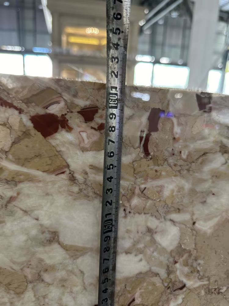 Breccia Aurora