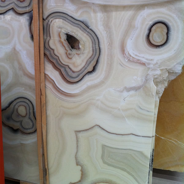 White Fragrant Onyx