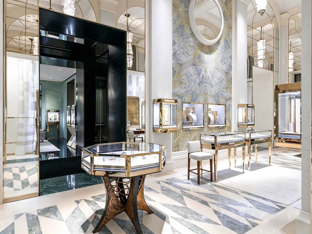 Versailles Gold