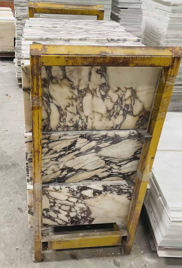 Calacatta Viola Marble Tile